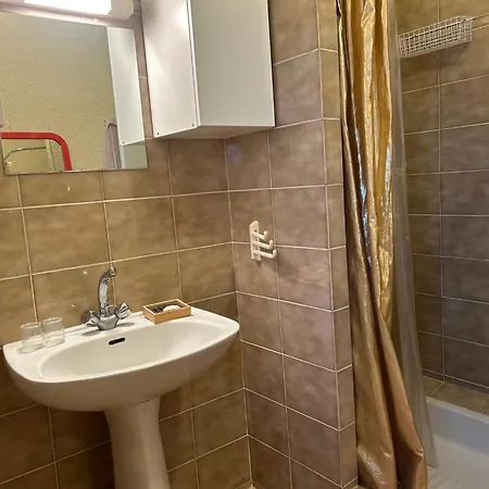 Bed & Breakfast D'hotes Dans Un Chateau Au Coeur De La Toscane Occitane Albi-cordes-rabastens 3*
